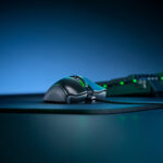 Razer-DeathAdder-V2-Wired-Gaming-Mouse-With-Best-in-class-Ergonomics-4