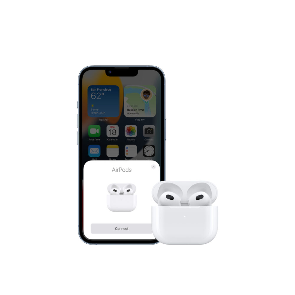 Apple-AirPods-3rd-generation-with-Lightning-Charging-Case-3